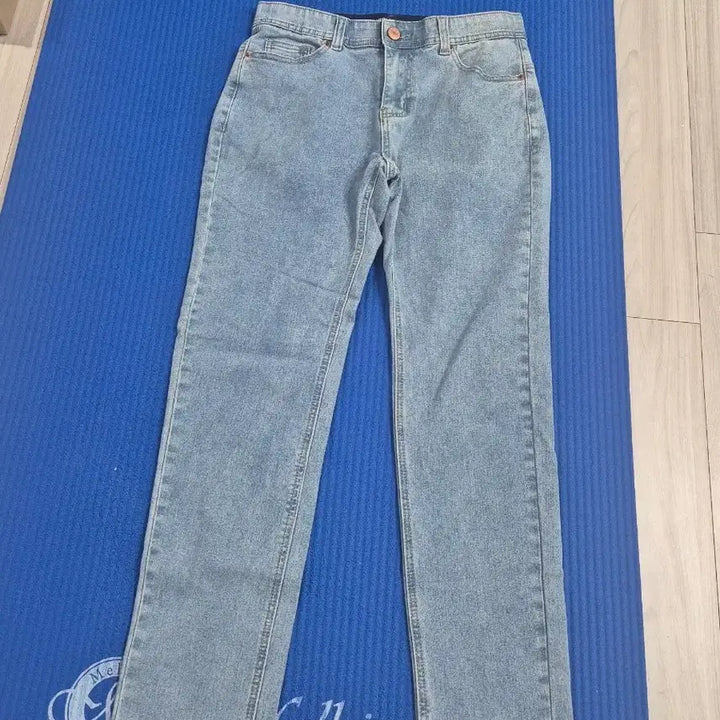 [BUNJANG] Indigo Bank Light Wash Denim Jeans (30-inch) / 연청 청바지 30인치 (새상품)