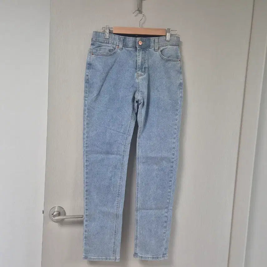 [BUNJANG] Indigo Bank Light Wash Denim Jeans (30-inch) / 연청 청바지 30인치 (새상품)
