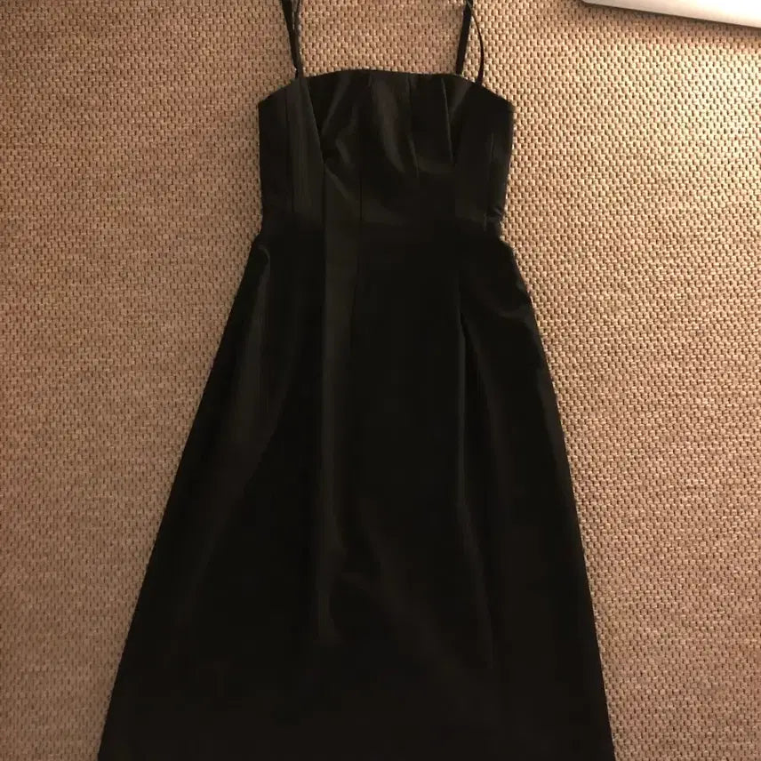 [BUNJANG] RE-L Black Dress S / (셀럽 몌으니 착용) RE-L 리엘 블랙 원피스 S