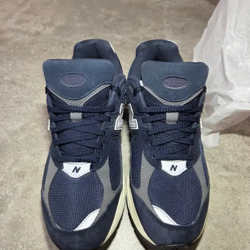 [SOLD OUT] 뉴발란스 M2002RCA 이클립스 캐슬락 270mm
