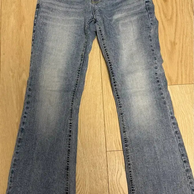 [BUNJANG] HIPNATIQ Clover Low-Rise Bootcut Pants (Size S) / 히프나틱 클버 로우라이즈 부츠컷팬츠 S