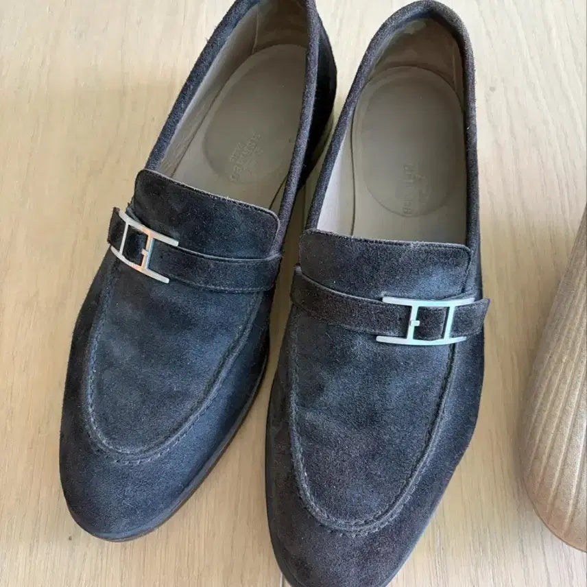 [BUNJANG] Hermes Suede Loafers Size 41.5 / (정품) 에르메스 로퍼 (41.5)