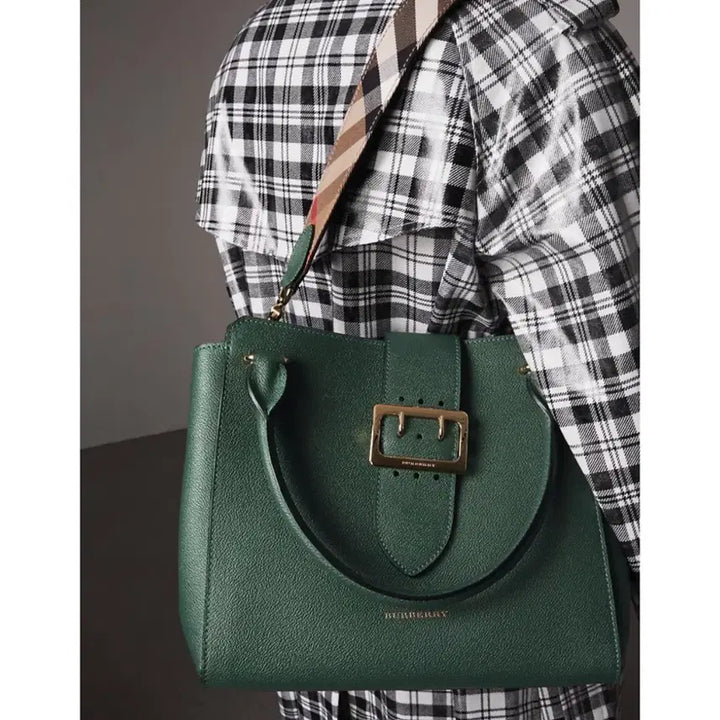 [BUNJANG] Burberry Buckle Medium Shoulder Bag Green Calf Leather / 버버리 그린