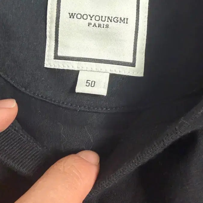 [BUNJANG] WooYoungMi Black Logo Short Sleeve T-Shirt / [50]우영미 반팔 티셔츠 블랙