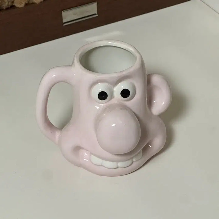 [BUNJANG] Wallace &amp; Gromit Large 3D Mug / [대형] 월레스와 그로밋 입체 대형 머그