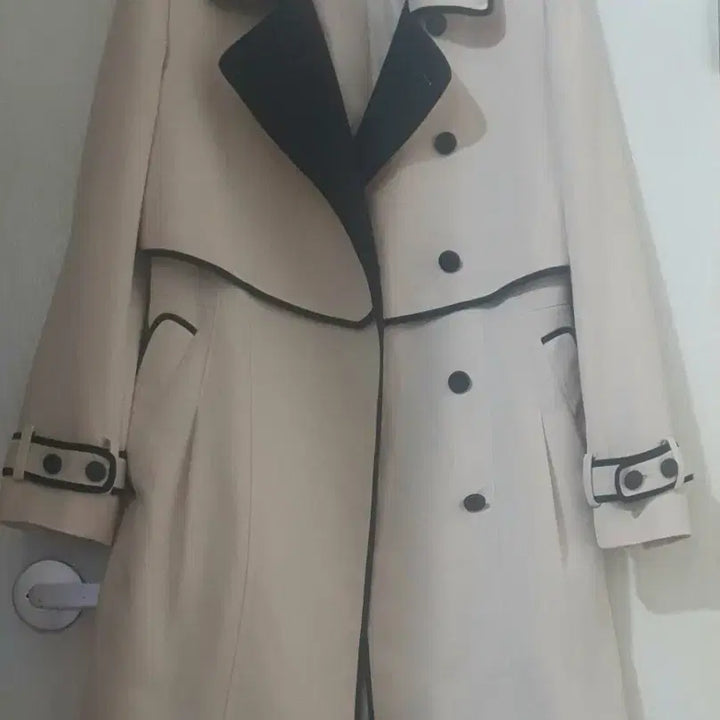 [BUNJANG] MOJO.S.PHINE Trench Coat / MOJO.S.PHNE트렌