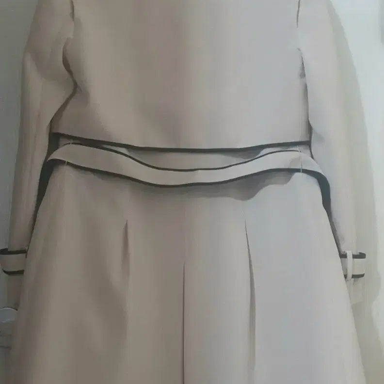 [BUNJANG] MOJO.S.PHINE Trench Coat / MOJO.S.PHNE트렌