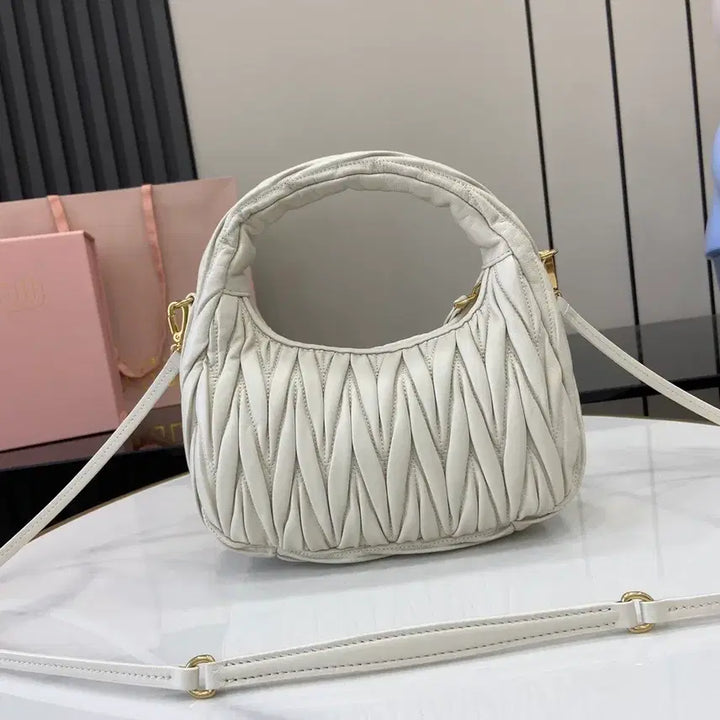 [BUNJANG] Miu Miu Wander Mini Hobo Bag / 미우미우 완더 미니 호보백