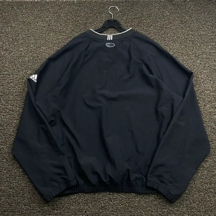 [BUNJANG] Adidas Black V-Neck Warm-Up Top / 아디다스 블랙 브이넥 웜업