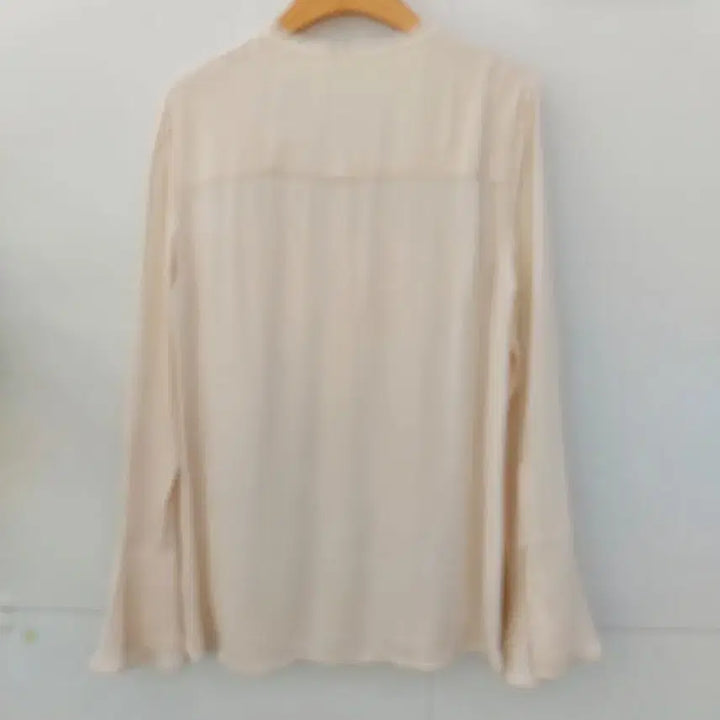 [BUNJANG] Club Monaco Pink Beige Flared Sleeve Blouse / 클럽모나코 핑크베이지 나팔소매 블라우스 55