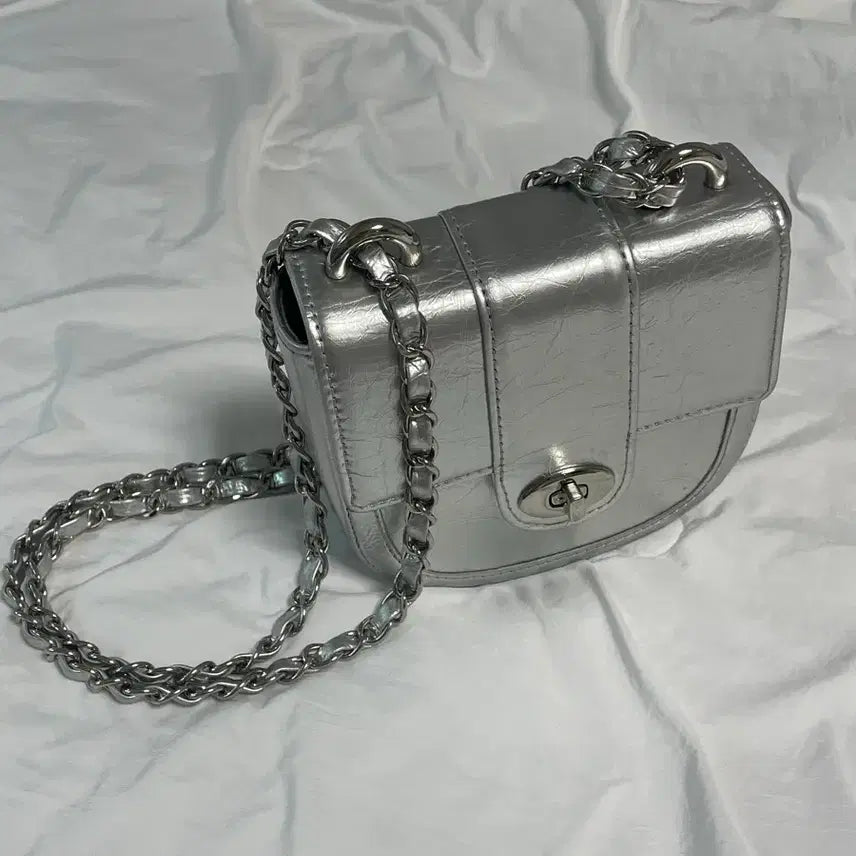 [BUNJANG] Cardinal Red Monk Bag Silver / 카디널레드 멍크백 실버