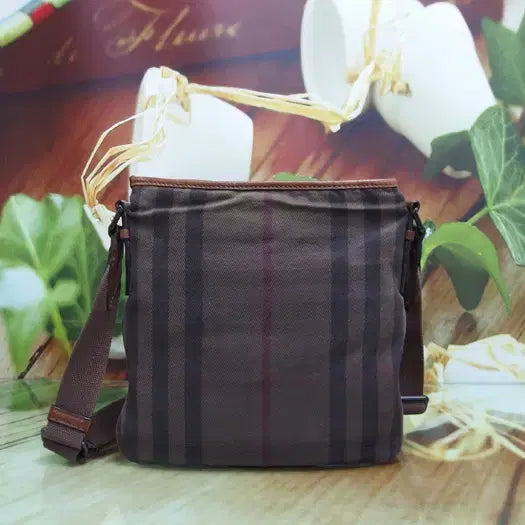 [BUNJANG] Burberry Check Jacquard Leather Shoulder Crossbody Bag / 구제토토 버버리 체크무늬 숄더백 크로스백 정품 중고가방 명품 60705