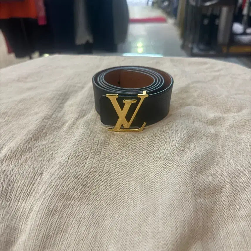 [BUNJANG] Louis Vuitton Reversible Belt 100/40 / 100/40 정품 루이비통 리버시블 벨트 팝니다