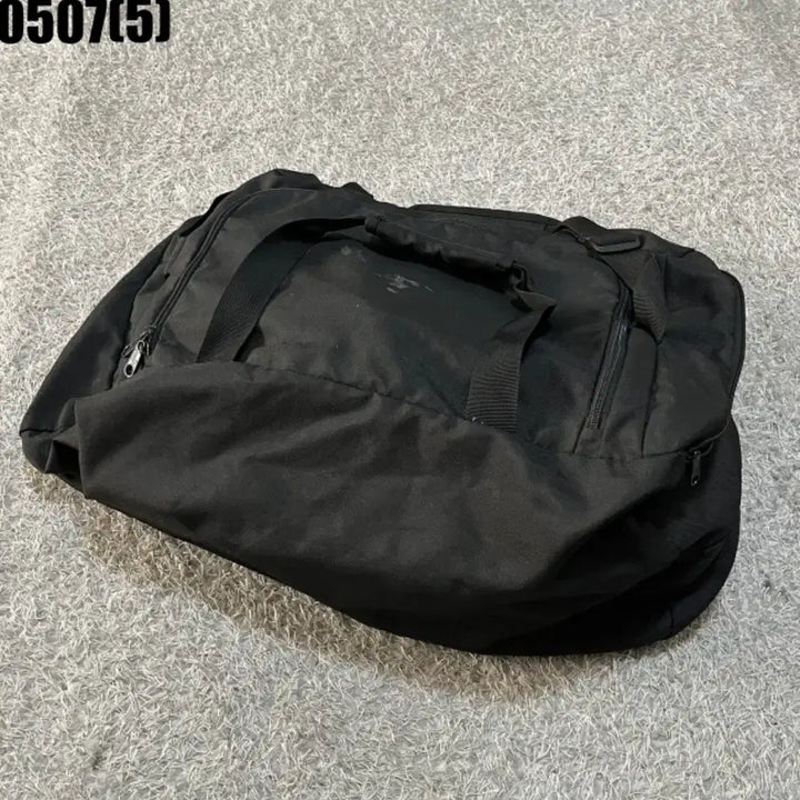 [BUNJANG] Puma Black Sport Duffel Bag / 푸마 블랙 스포츠 더플백 가방