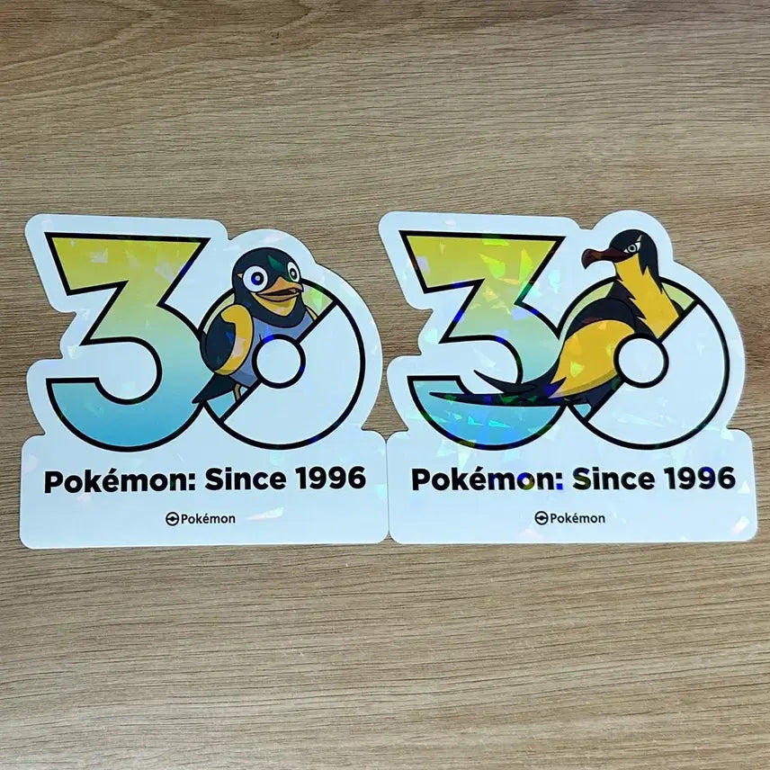 [BUNJANG] Pokemon 30th Anniversary Logo Sticker Chiri-bbi Chiri-bbik / [포켓몬 30주년 로고 스티커]찌리비, 찌리비크