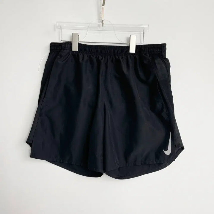 [BUNJANG] Nike Challenger Dri-FIT Black Shorts (Sizes 33-36) / F1 나이키 챌린저 드라이핏 블랙 반바지 33-36사이즈