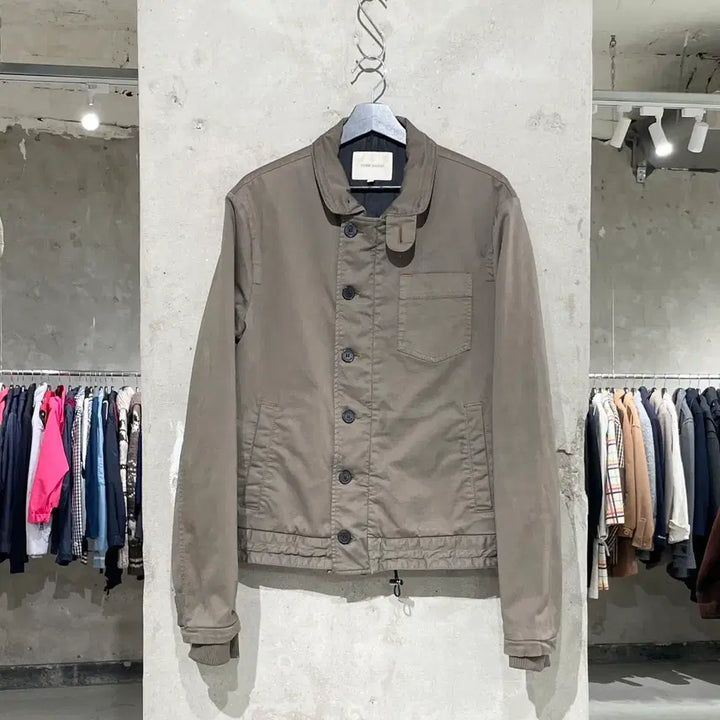 [BUNJANG] Pierre Balmain Khaki Single Pocket Button Quilted Jacket / 피에르 발망 카키 싱글 포켓 버튼 누빔 자켓
