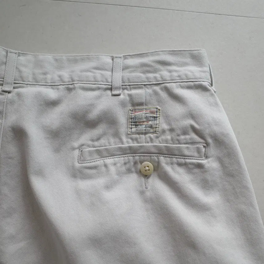 [BUNJANG] Polo Ralph Lauren 90s Authentic Twotuck Chino Shorts / 90s 폴로 랄프로렌 어센틱 사각탭 투턱 치노쇼츠