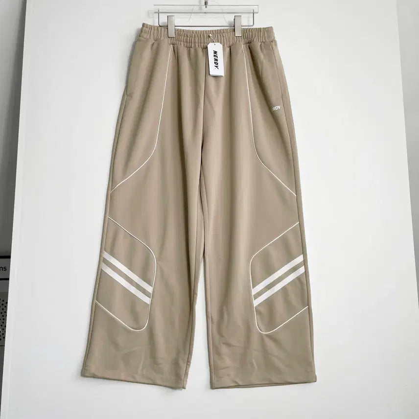 [BUNJANG] NERDY Racing Track Pants Beige L / F1 널디(NERDY) 새상품 레이싱 트랙 팬츠 베이지 L사이즈