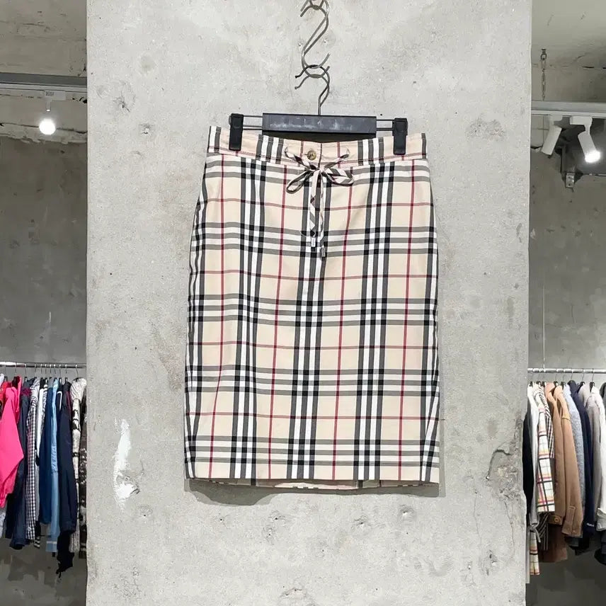 [BUNJANG] Burberry Light Beige Nova Check String Midi Skirt Size 8 / 버버리 라이트 베이지 노바체크 스트링 미디스커트