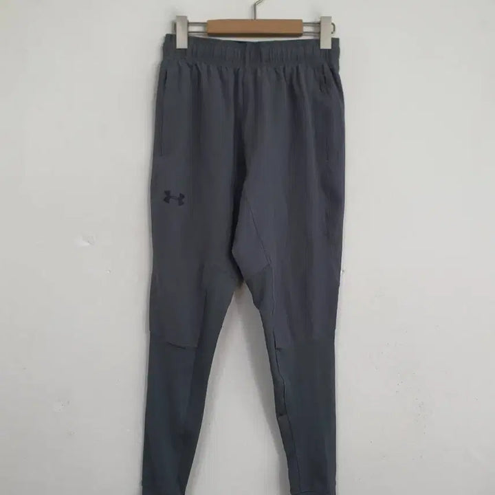 [SOLD OUT] 언더아머 여성 그레이 슬림 조거 팬츠 26-27