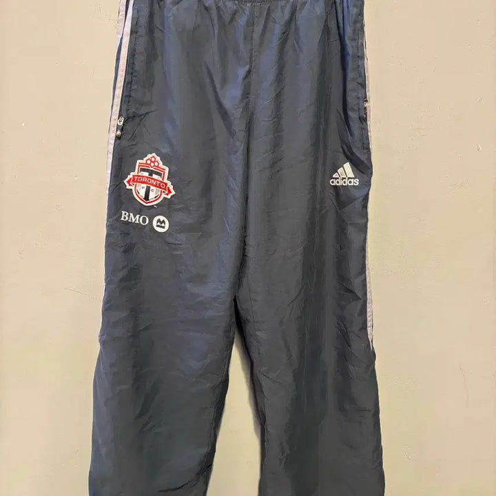 [BUNJANG] Adidas Toronto FC Nylon Pants / 아디다스 정품 토론토FC 나일론팬츠