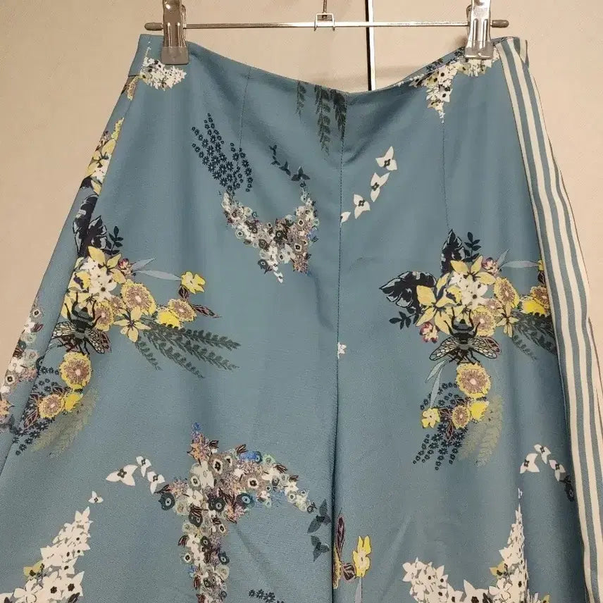 [BUNJANG] System Blue Floral Wide Pants / 한섬 시스템 와이드팬츠