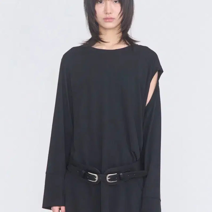 [BUNJANG] Cerric Cut Out Block Top / 세릭 Cerric cut out block top