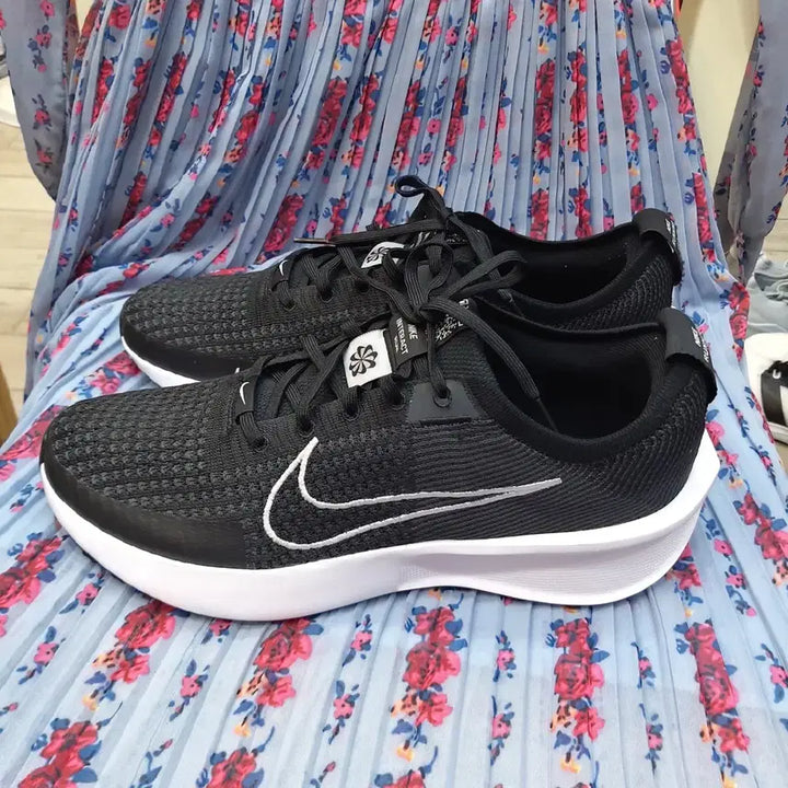 [BUNJANG] Nike Interact Run Running Shoes 275mm / 나이키 인터랙트 런 275mm
