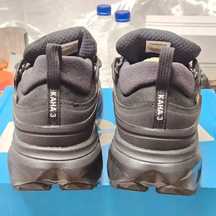 [BUNJANG] Hoka Kaha 3 Low Hiking Boots Black / 호카 카하 3  로우