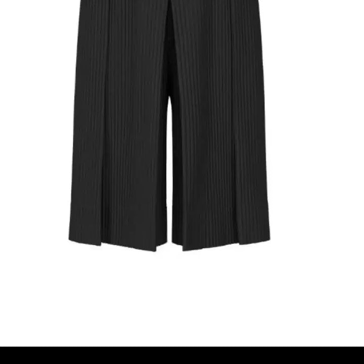 [BUNJANG] Homme Plissé Issey Miyake Hakam Short Pants Black / 옴므플리세 이세이미야케 반바지 하카마 숏팬츠 블랙 JF159 4월 먼슬리