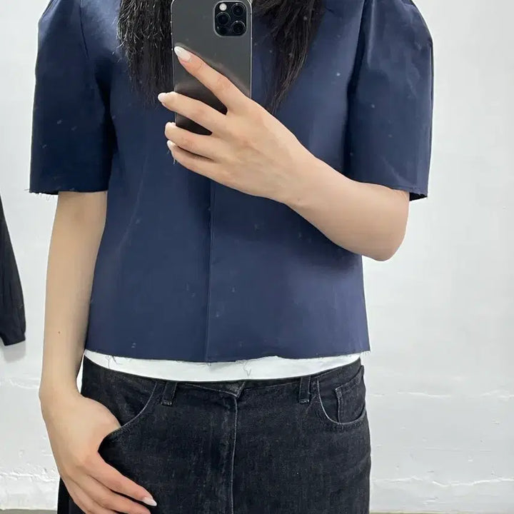 [BUNJANG] RECTO Navy Puff Short Sleeve Blouse / RECTO 네이비 퍼프 반팔 블라우스