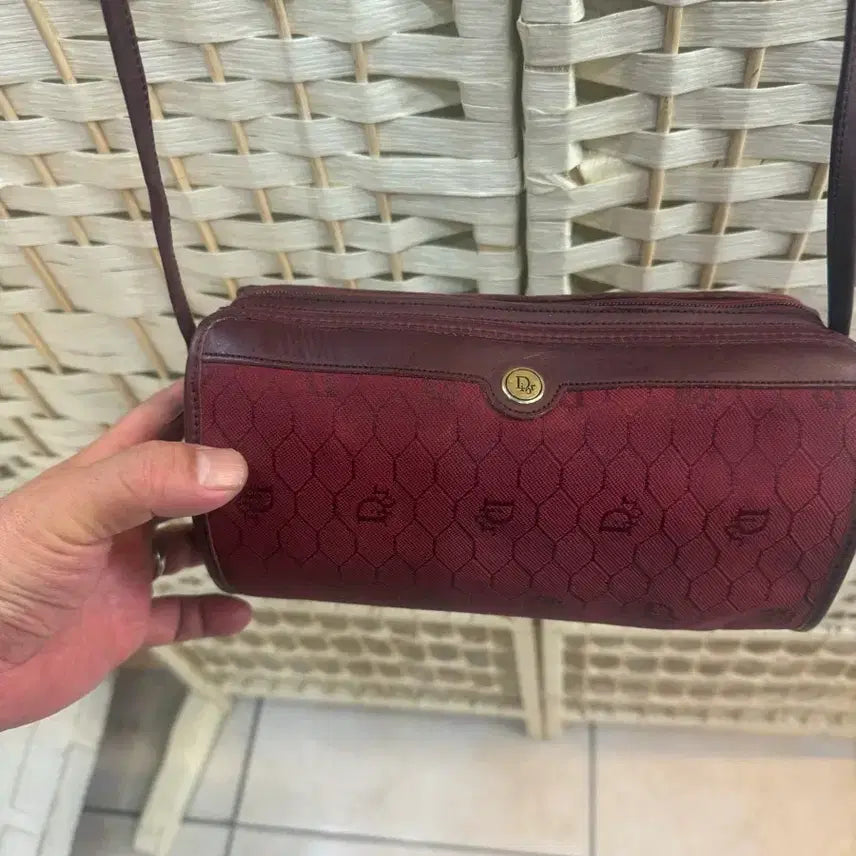 [BUNJANG] Christian Dior Honeycomb Mini Cylinder Crossbody Bag / 정품 디올 허니콤 미니 원통 크로스백 팝니다
