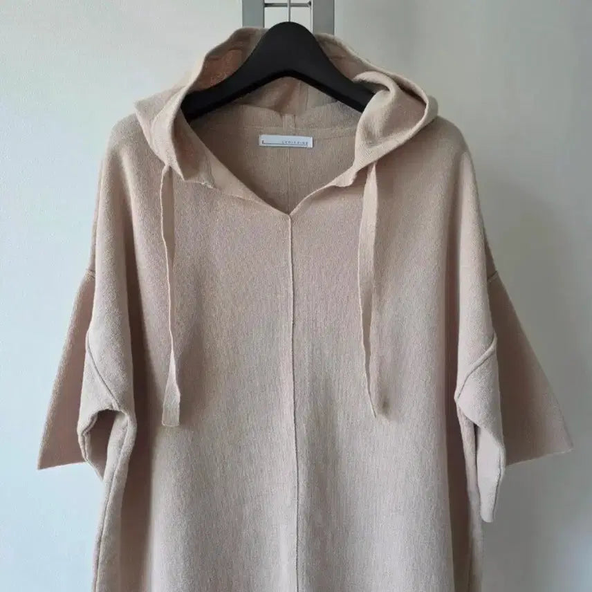[BUNJANG] Lydiavine Hooded Knit Long Dress Beige / LYDIAVINE 리디아바인 후드 니트 롱원피스-55.66(샹태굿)