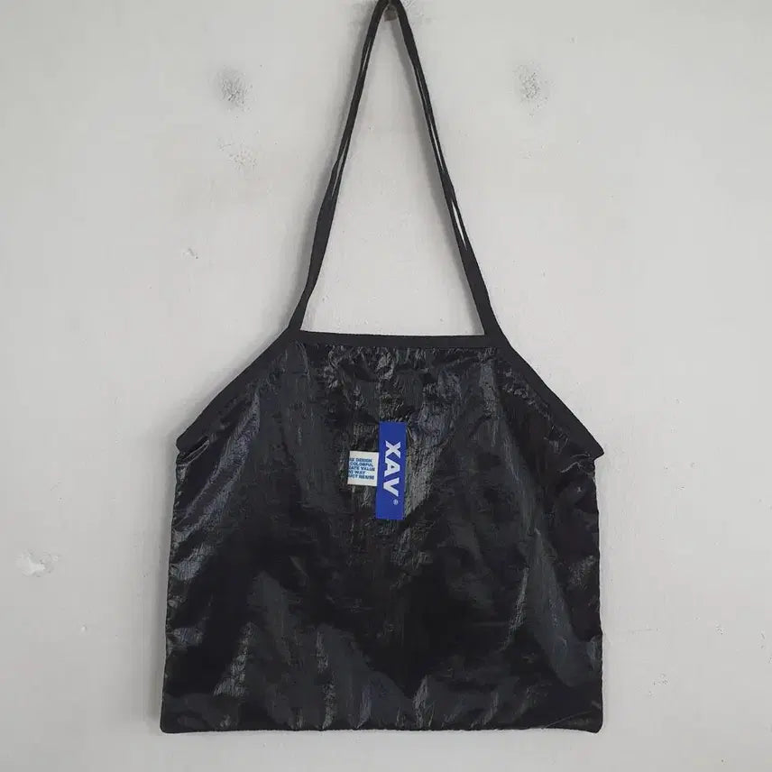 [BUNJANG] XAV Black Glossy Shoulder Bag / XAV 여성 블랙 글로시 숄더백 가방