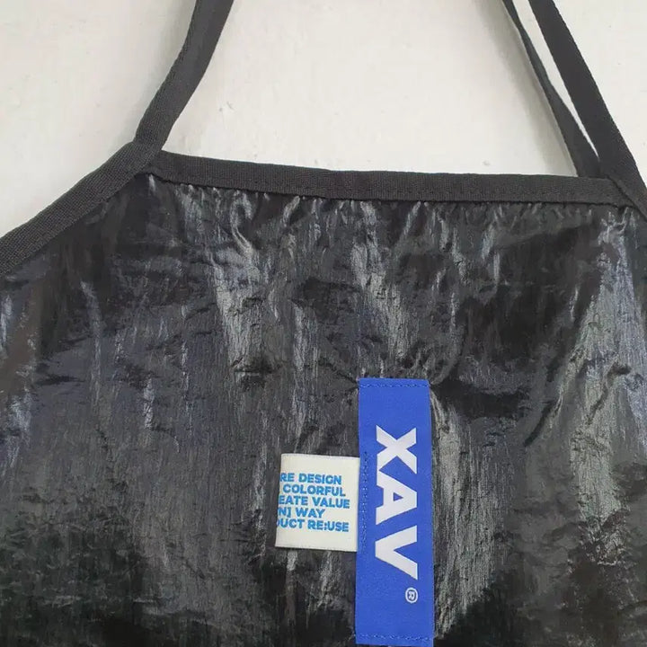[BUNJANG] XAV Black Glossy Shoulder Bag / XAV 여성 블랙 글로시 숄더백 가방
