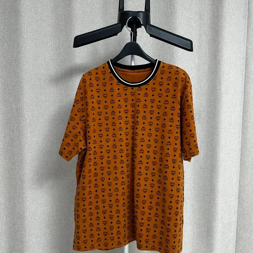 [BUNJANG] MCM Unisex Short Sleeve T-Shirt / MCM 공용 반팔