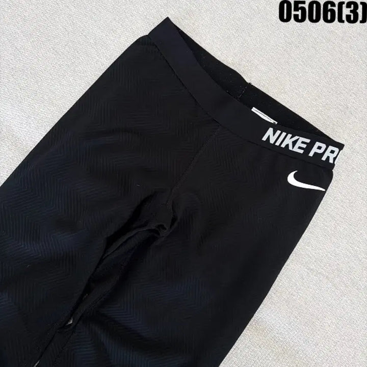[BUNJANG] Nike Pro Black Leggings (L) / L 나이키 프로 블랙 레깅스 0506(3)