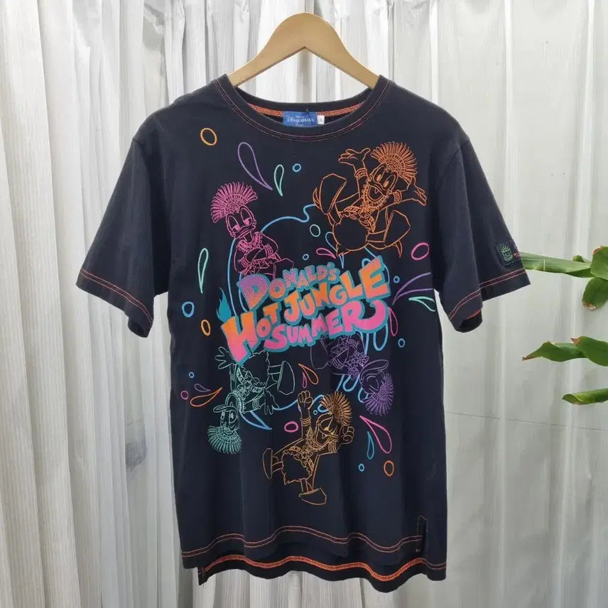 [BUNJANG] Disney Resort Donald Hot Jungle Summer Limited Edition T-Shirt / 도쿄 디즈니 리조트 도널드 핫 정글 썸머 이벤트 한정반팔 티셔츠 2001
