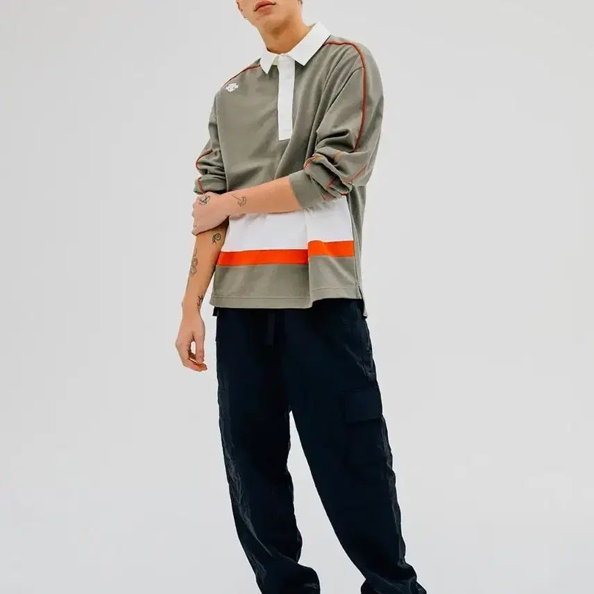 [BUNJANG] Descente Khaki Beige Color Block Collar Shirt L (New) / 데상트 카라 셔츠 L 105 카키베이지 새상품 맨투맨 티셔츠 등산 캠핑