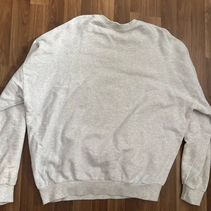 [BUNJANG] Disney Mickey Mouse Sweatshirt - Grey / 디즈니 미키마우스 맨투맨 그레이