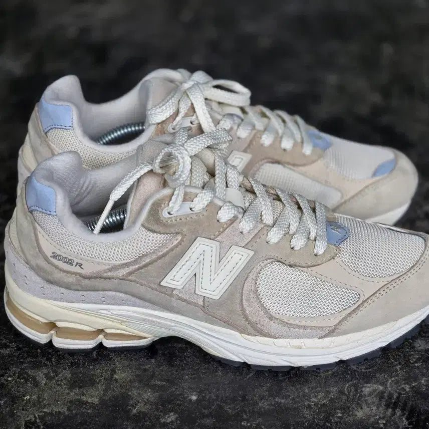 [BUNJANG] New Balance 2002R Beige Sneakers 240mm / 뉴발란스 2002R 베이지 운동화 240mm