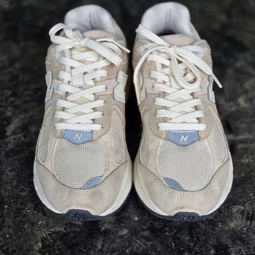 [BUNJANG] New Balance 2002R Beige Sneakers 240mm / 뉴발란스 2002R 베이지 운동화 240mm