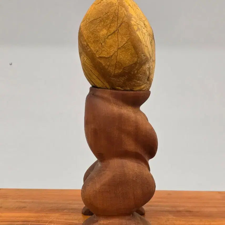 [BUNJANG] Interpreted Stone Sculpture / 26050704 공손한 친구 해석 인상석 수석 팝니다
