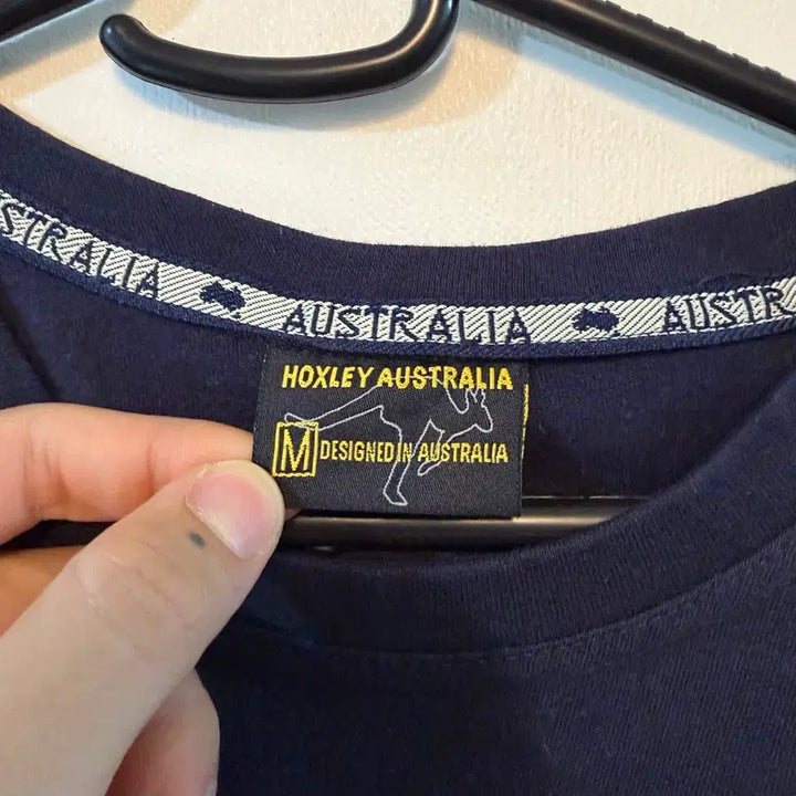 [BUNJANG] Hoxley Australia Flag Logo Short Sleeve T-Shirt / Hoxley Australia 호주 국기 로고 반팔 티셔츠