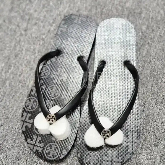 [BUNJANG] Tory Burch Flip Flop Sandals Size US 9 (250-255mm) / 토리버치 플립플랍샌들 9호 250-255사이즈 쪼리 슬리퍼 정품 미사용
