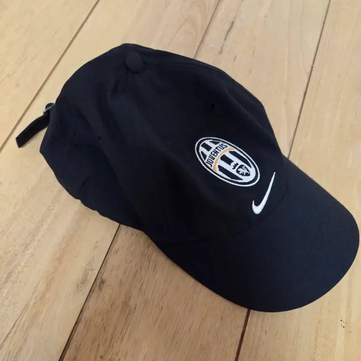 [BUNJANG] Nike Juventus Football Cap / 나이키 유벤투스 모자 볼캡 유베 축구