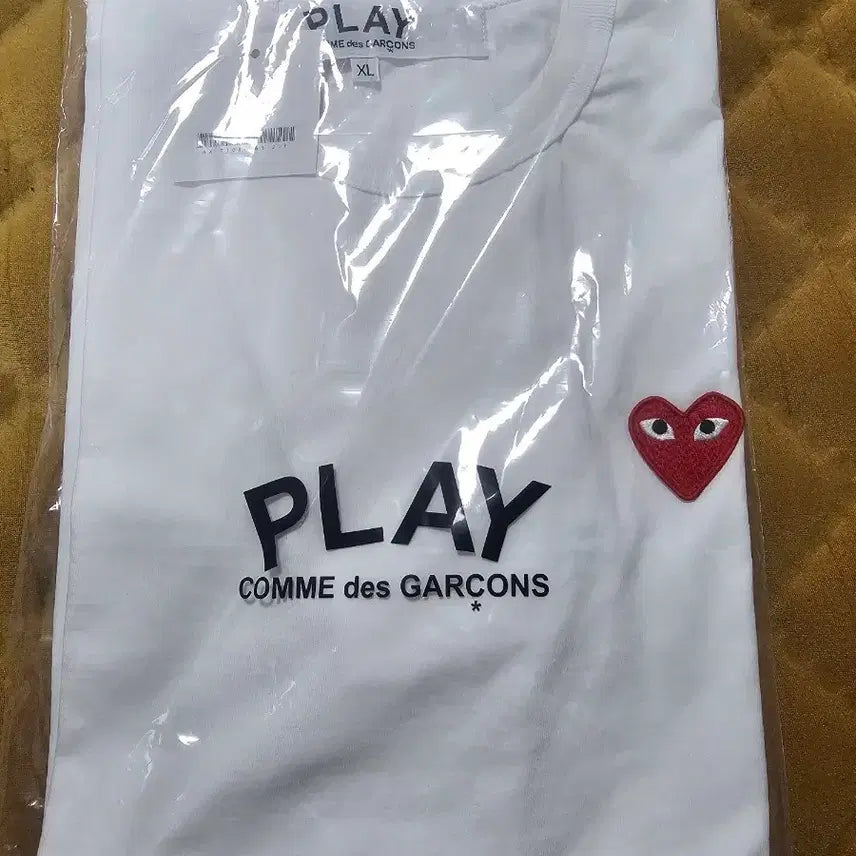 [BUNJANG] Comme des Garçons PLAY White Short Sleeve T-Shirt XL / 꼼데가르송 PLAY 흰색 반팔 티셔츠 XL