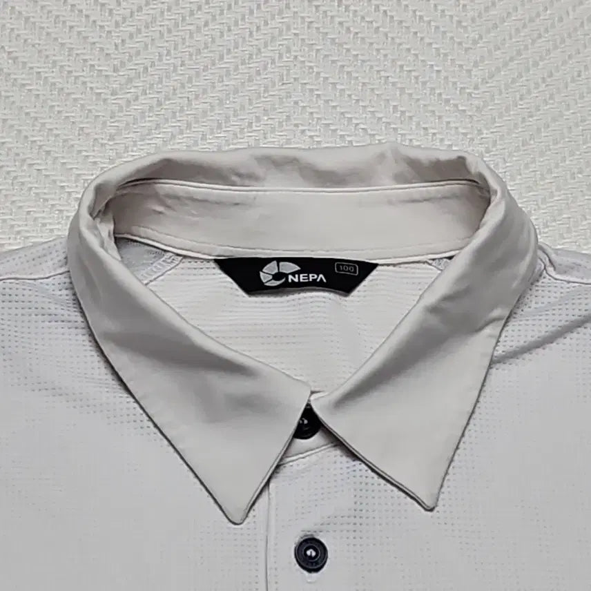 [BUNJANG] Nepa Functional Short-Sleeve Polo T-Shirt - M / 네파 기능성 반팔 카라티 M