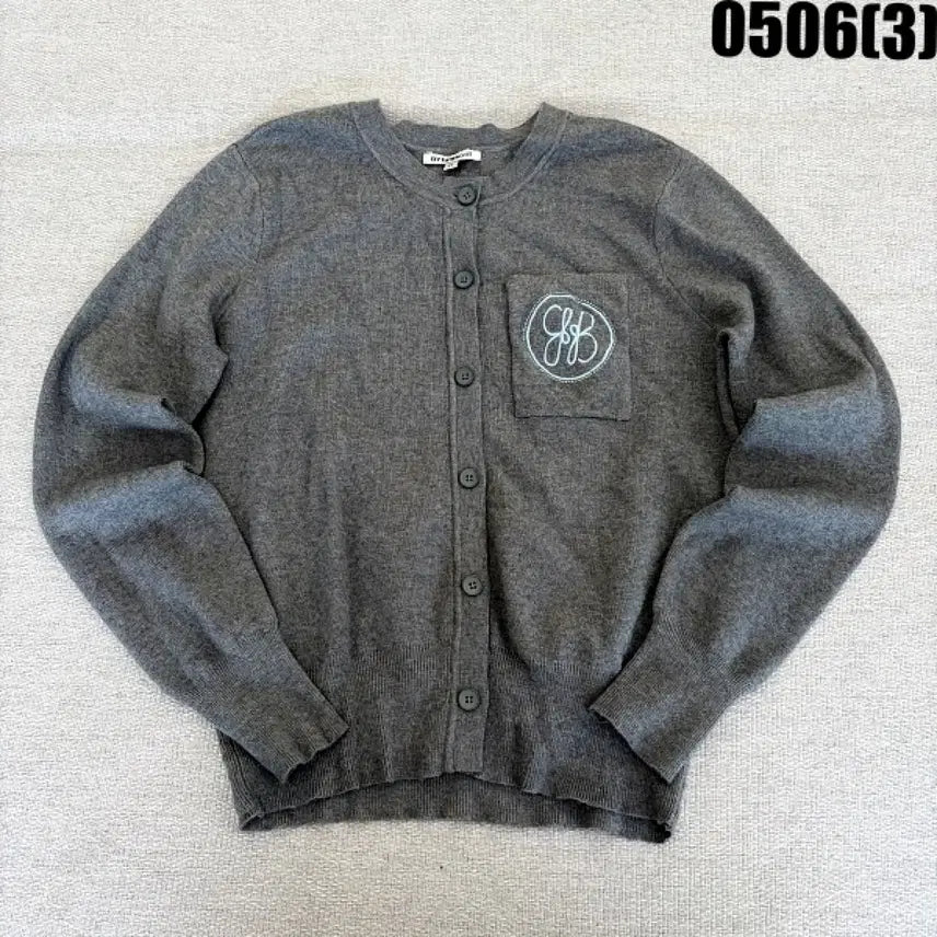 [BUNJANG] 66 Delightful Moments Grey Cardigan / 66 딜라잇풀모먼츠 회색 가디건 0506(3)